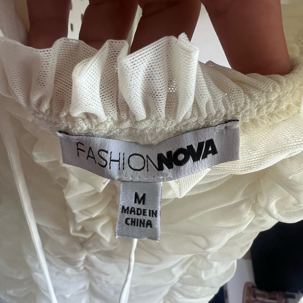 Off shoulder White Ruched Dress - Picture 2 of 3